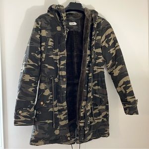 Camo Fall Jacket Size Small
